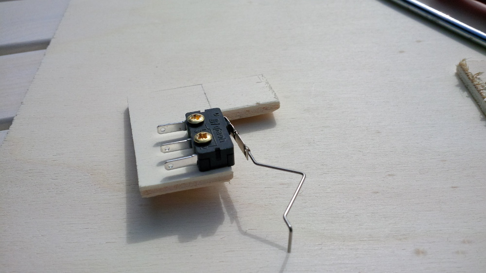 chapter-13-02-door-switch.jpg