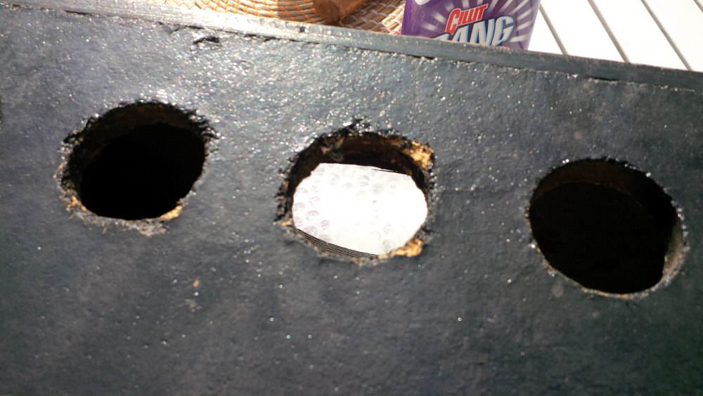 chapter-22-11-ugly-rear-panel.jpg