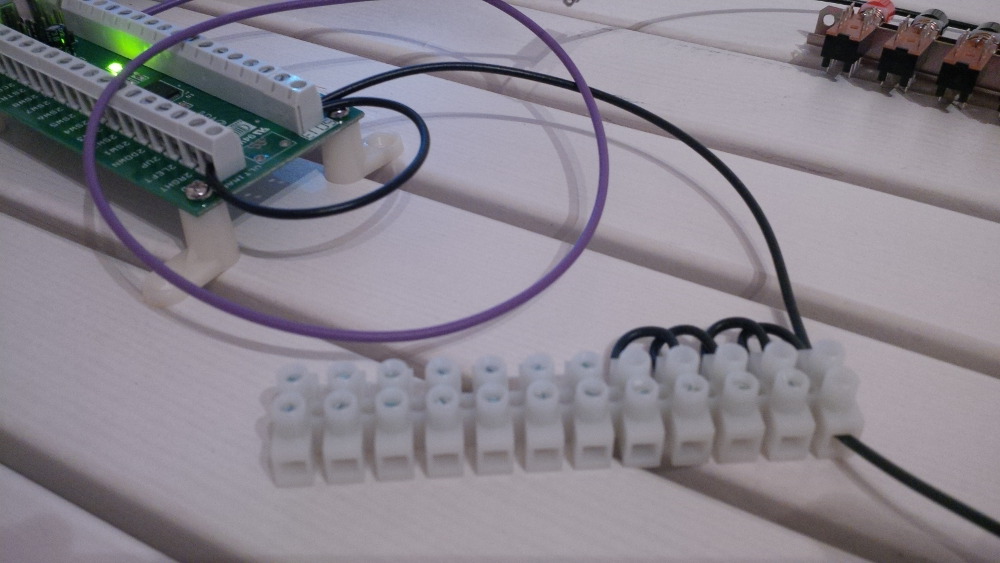 chapter-5-10-terminal-block.jpg